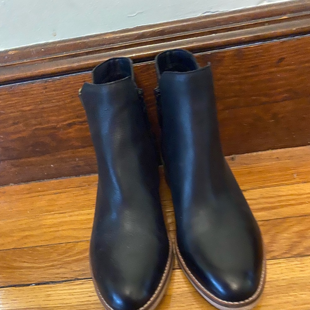 Black Boots